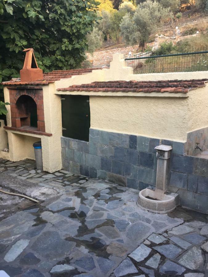 Villa Ermilia Kerveli Екстер'єр фото